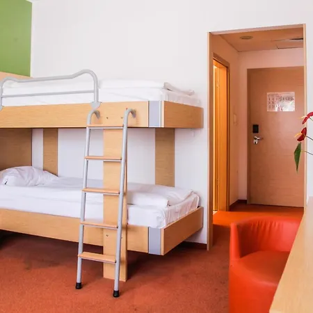 Hostel Vetrnica